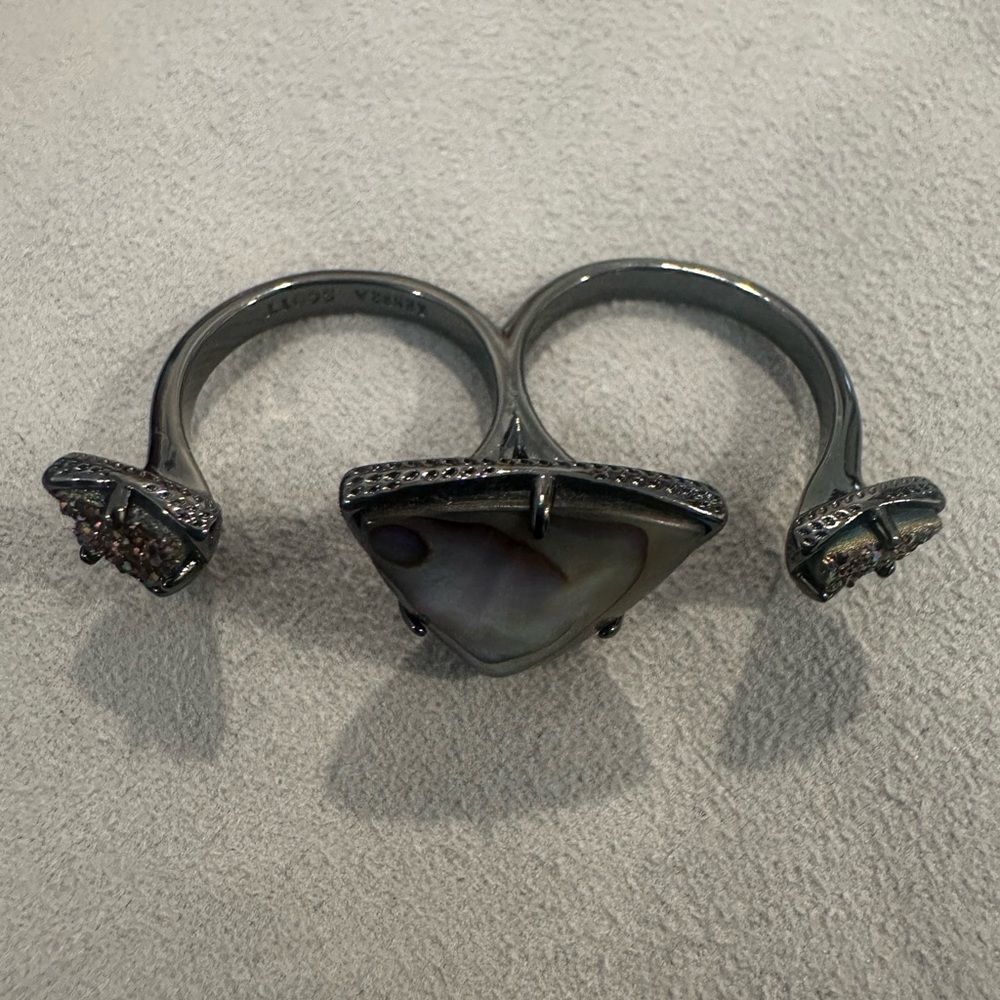 Triangular Abalone Stone Ring - image 2